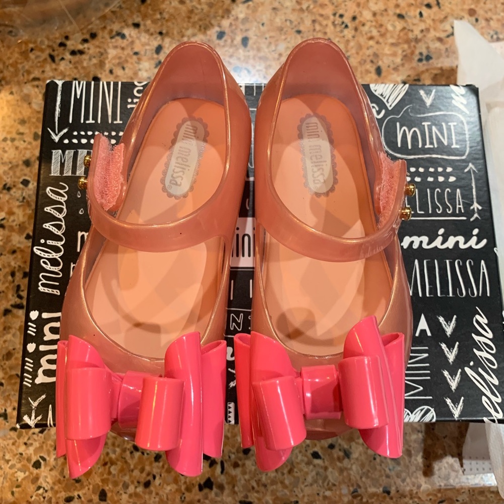 Mini melissa pink girls shoes size 6 new